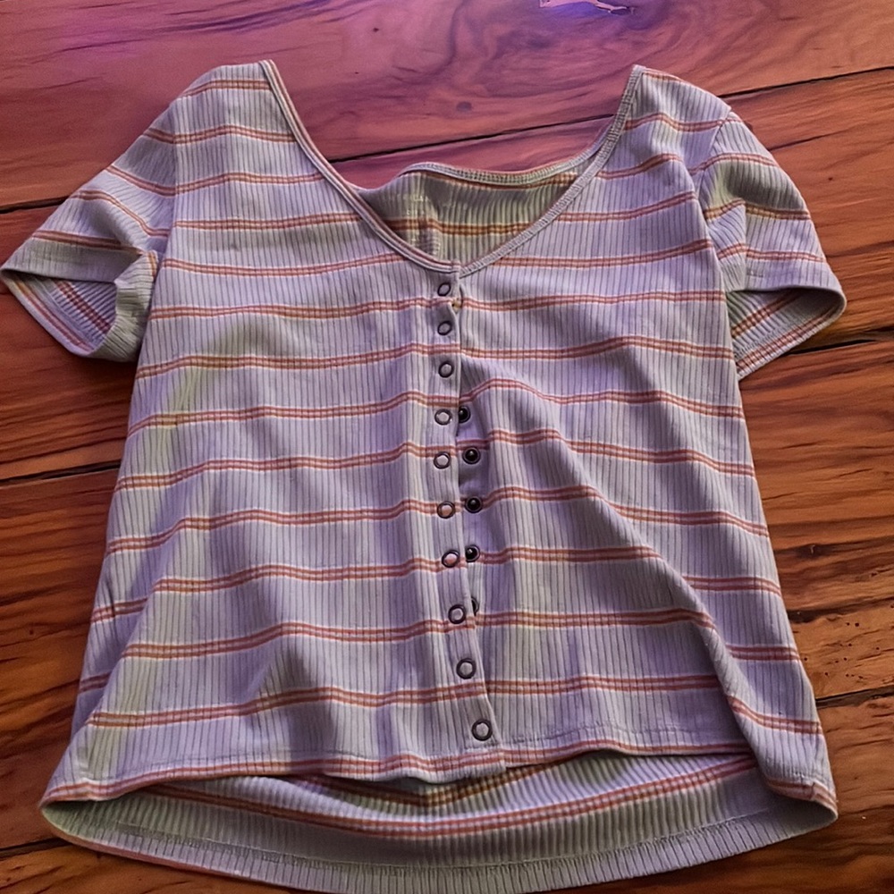 american eagle size:large shirt